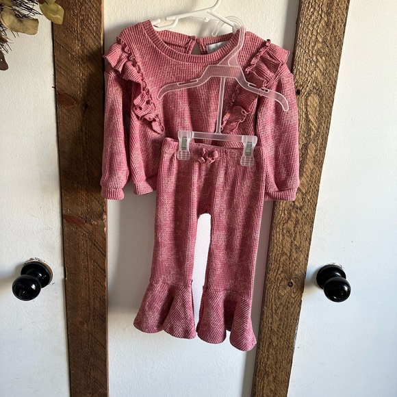 Rachel Zoe 24M Girl Floral Sweatshirt Flared Bottoms Outfit Set Boho EUC - Picture 6 of 10